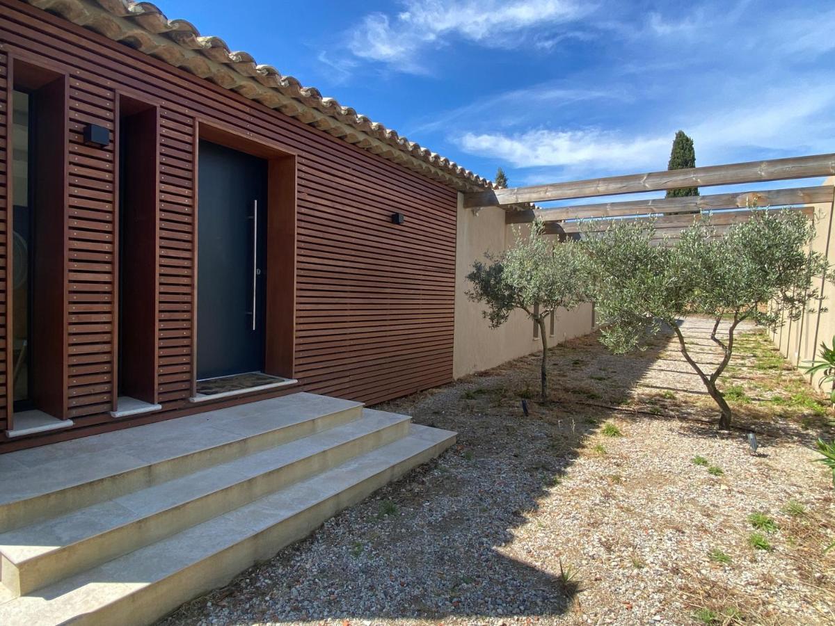 Magnifique Villa Avec Piscine Au Coeur Des Vignes Cogolin Luaran gambar